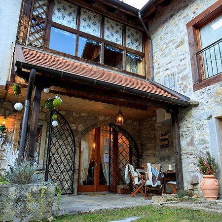 Vila La Finestra Sulla Contea Ovaro Exteriér fotografie